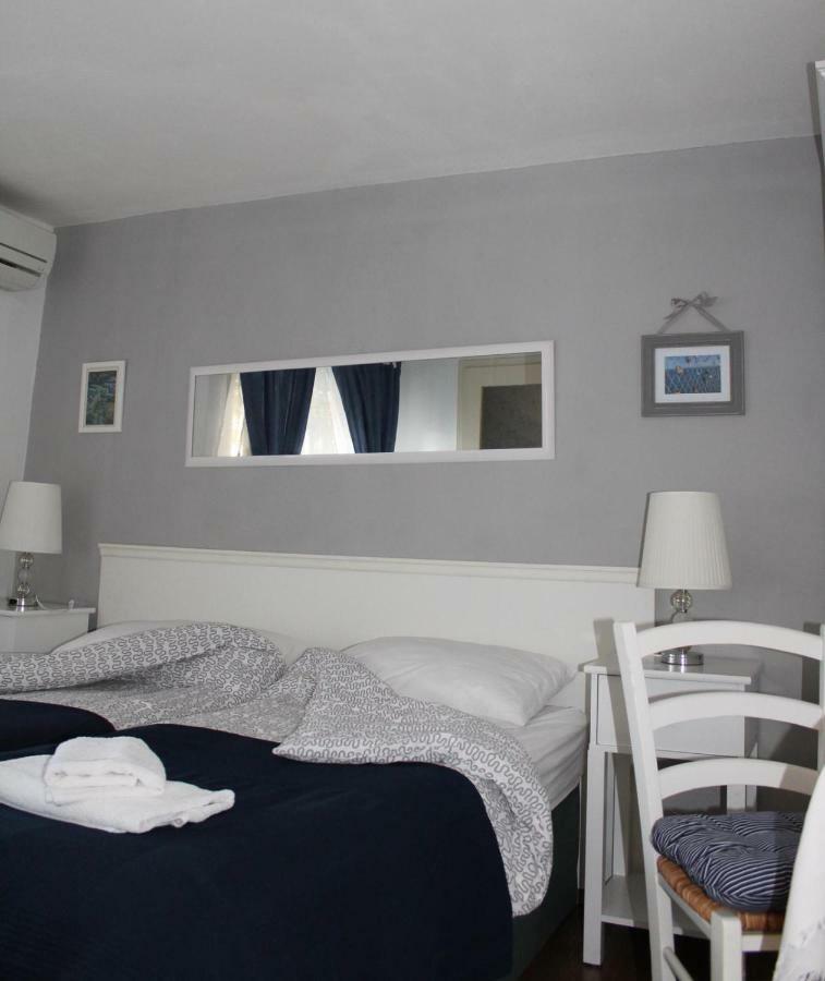 Karmelita'S Place -Studio Šibenik Dış mekan fotoğraf